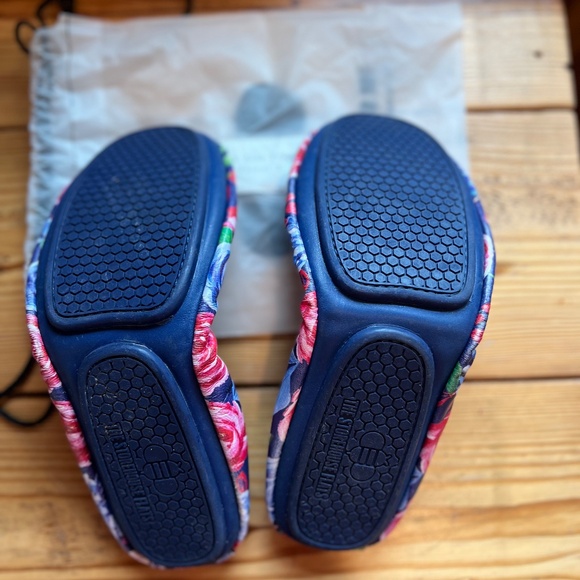 Storehouse Flats - Dark Blue Freedom Floral - Picture 2 of 4